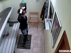 Here is the sly hidden camera in solarium!! You haven´t seen this before! We breached secure the privacy of Czech girl. Real footage from a spy camera in solarium!